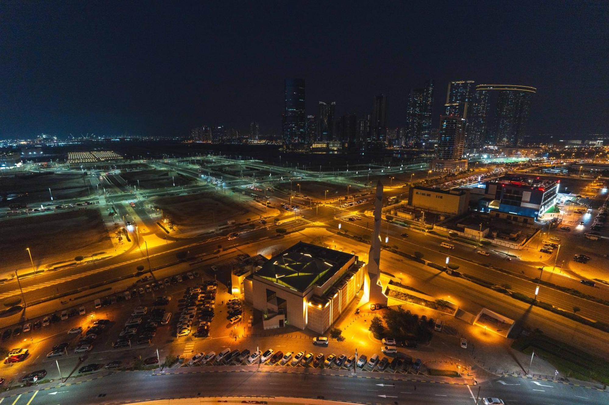 Apartment Voyage Two Bedroom In Reem Island Abu Dhabi