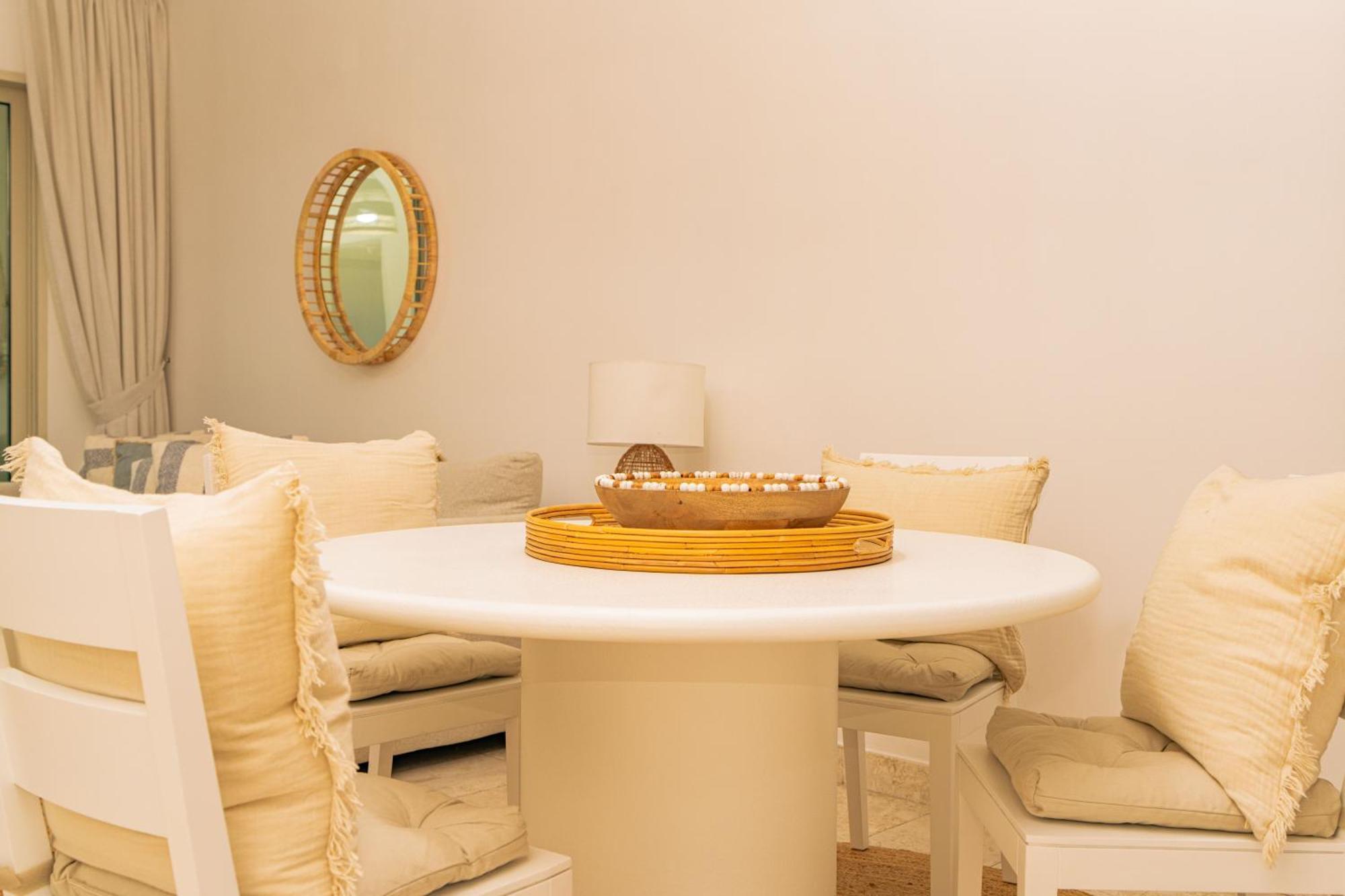 Voyage Two Bedroom In Reem Island Apartment