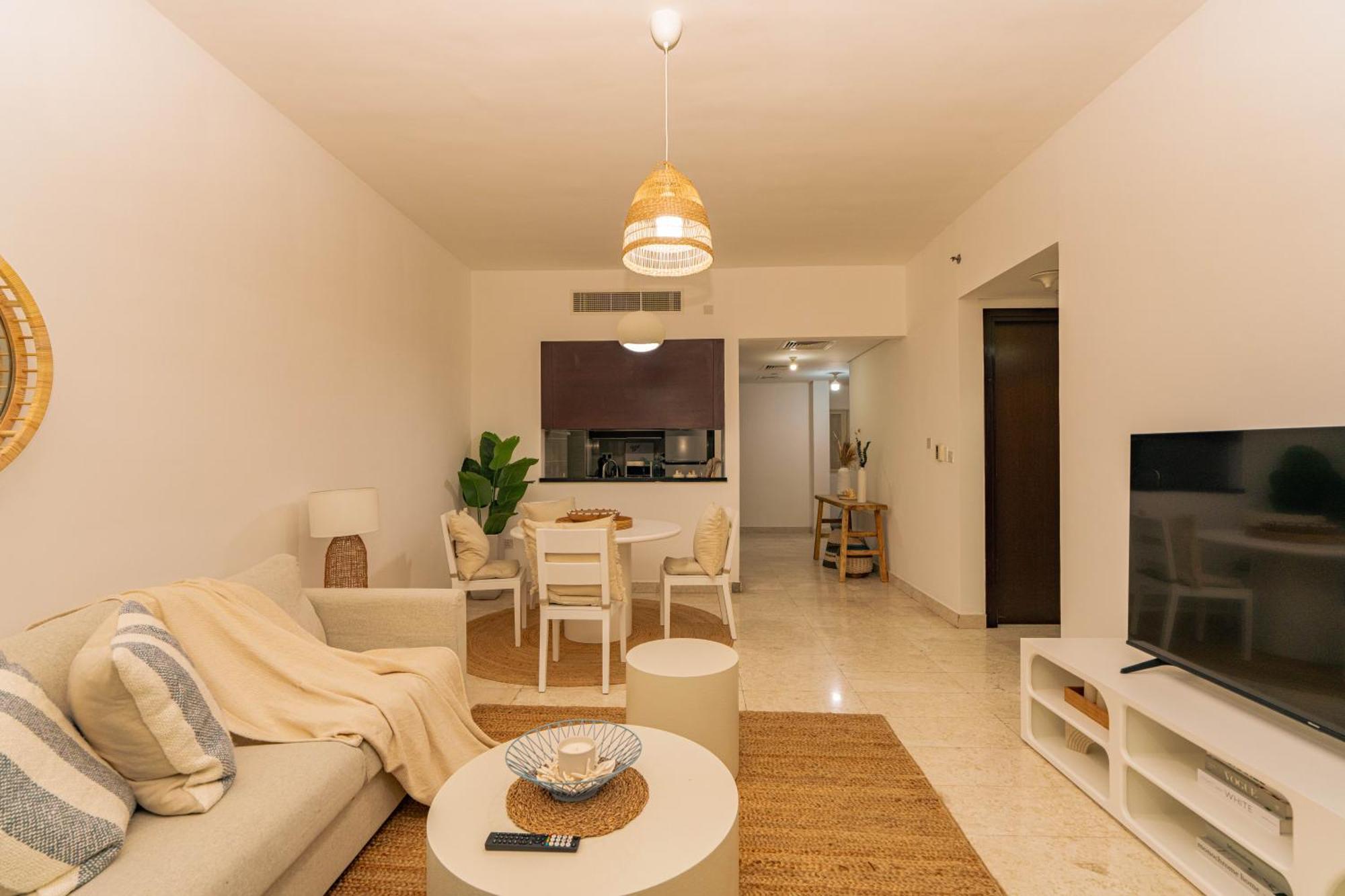 Voyage Two Bedroom In Reem Island